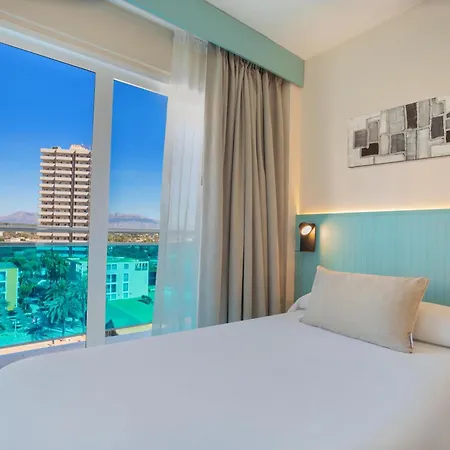 Servigroup Venus 3* بينايدورم
