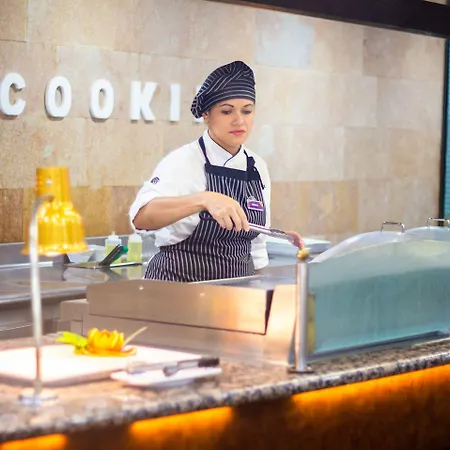 瑟维集团维纳斯酒店 酒店 貝尼多姆