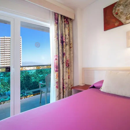 瑟维集团维纳斯酒店 3*